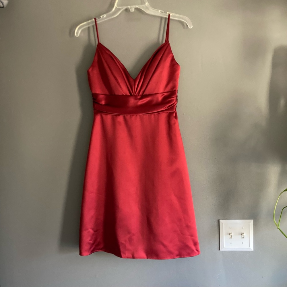 Oxblood Red Jim Hjelm Satin Special Occasion Holiday Party NYE Cocktail Dress